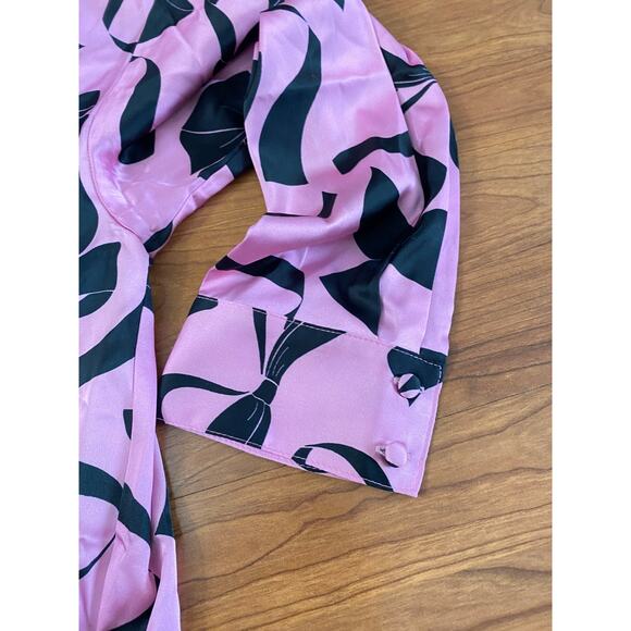 NWT Hutch Robbie Top - Pink Dainty Bows, Button Down & Tie Front, Large, 225$ - Picture 5 of 7